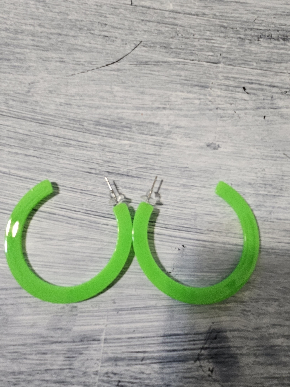 Source Unknown Neon Lime Hoop Earrings - Green